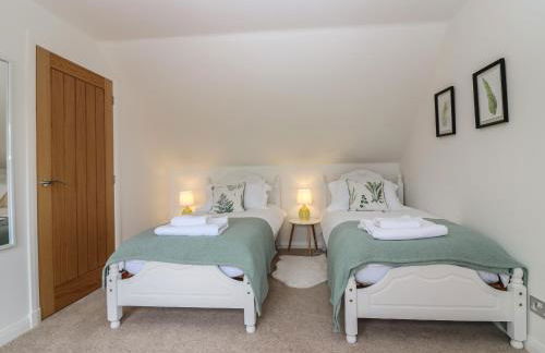 Whitehouse Woodwrae - Photo 24