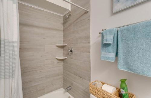 Bright Jekyll Island Home with Deck Less Than 1 Mi to Beach - Foto 21