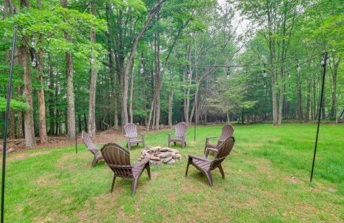 Peaceful Wooded Retreat at Lake Wallenpaupack! - Foto 23