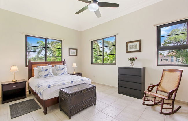 Beautiful Villa Tortuga at Puntacana Resort Club Pool Garden Golf Cart Maid - Photo 3