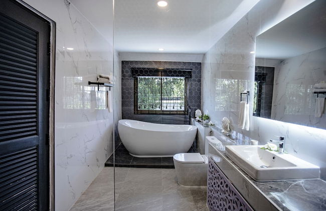 Baan Santhiya Private Pool Villas - Photo 42