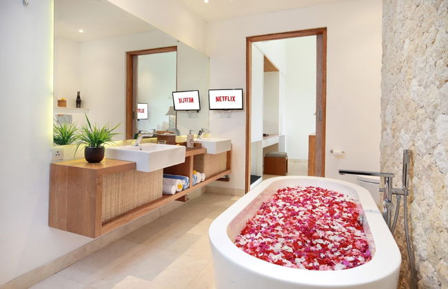 The Jimbaran Villa by Ini Vie Hospitality - Foto 52