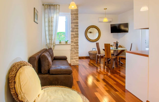 Apartment in Murter With Pool & Bubble Bath - Foto 14