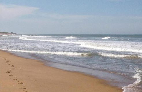 Beautiful Home In La Faute Sur Mer - Photo 3