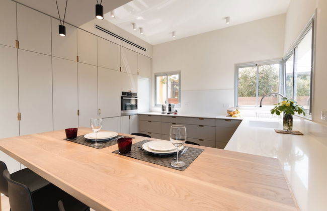 Live like Royalty in TLV DLX 2 Floor Apt - Foto 12