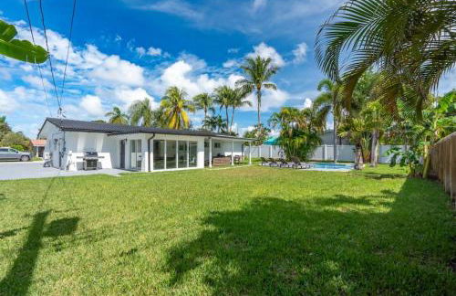 Delilas Chic 3 Bedroom 2 bath Abode with Heated Pool - Foto 52