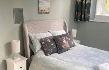 Tyn-Y-Berth Sleeps 27 luxury group accommodation - Photo 60