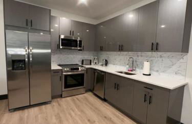 Spacious Apt 15 mins to NYC with Free Indoor Parking - Foto 30