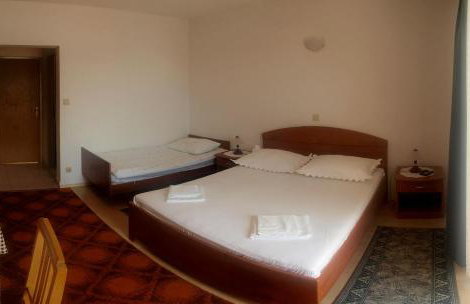 Apartments Mesec - Photo 19