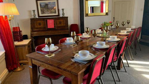 6 Bedroom Farm House with 12 Beds in Weldon - Foto 2