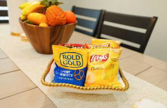 Modern Luxe Retreat -Heart of Chesterfield - Foto 24