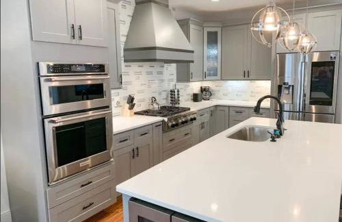 City View- near Downtown, Capital, NC State - Foto 9