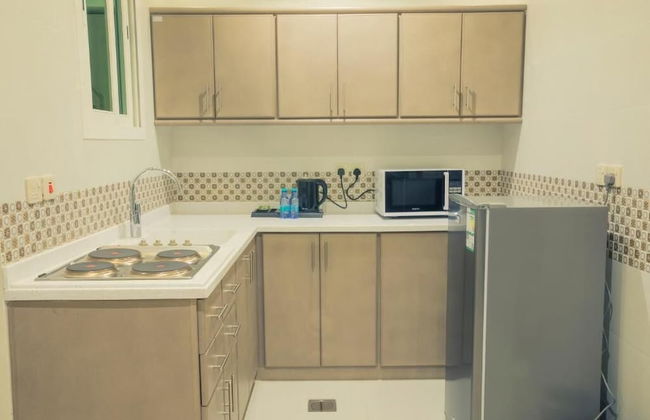 Ninety Two - Photo 11