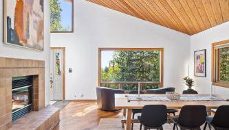 Nestled Inn Vacation Home Rental Evergreen - Trails, Views, Hot Tub, Skiing! - Foto 5