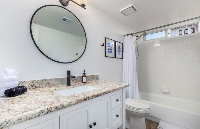 Modern Mesa Oasis Free Heated Pool Al-fresco Living - Photo 27