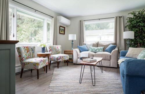 Cedar Creek Cottage Close to Downtown Traverse City Beaches and the TART Trail - Foto 3