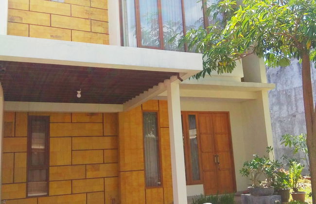 Omah Dixy Family Homestay by FH Stay - Foto 13