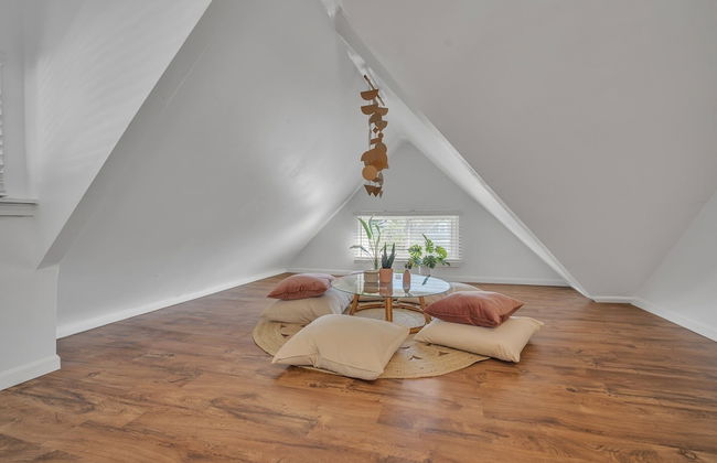 Pet Friendly 5BR Home near Downtown Detroit by RedAwning - Photo 17