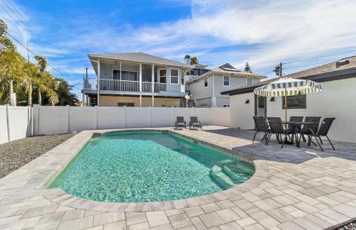 Madeira Beach House Fall Special! Private Heated Pool & Steps to Beach! - Photo 20