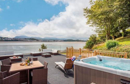 Sea Front Spacious Apartment on Anglesey - Foto 1