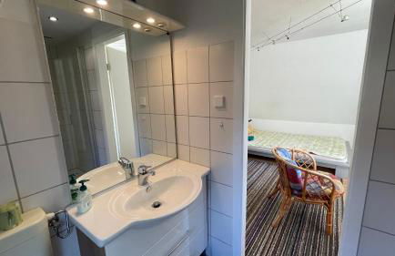 Ruhiges Zimmer zentral - Photo 12