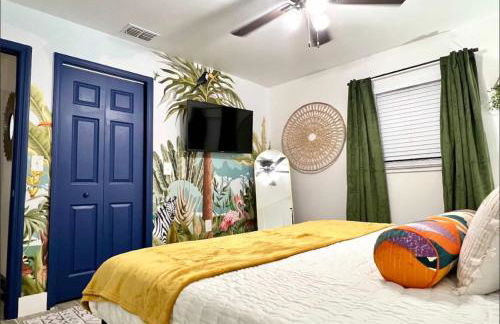 Pets OK! Heated Pool mins to 3 Sisters Spring! - Foto 26