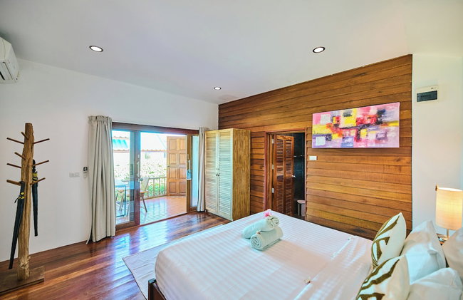 Joy Beach Villas - Photo 20
