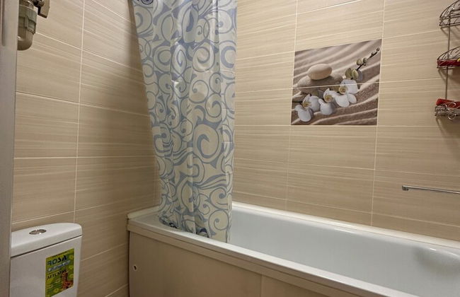 Room for Rent in City Center in Bishkek - Foto 9