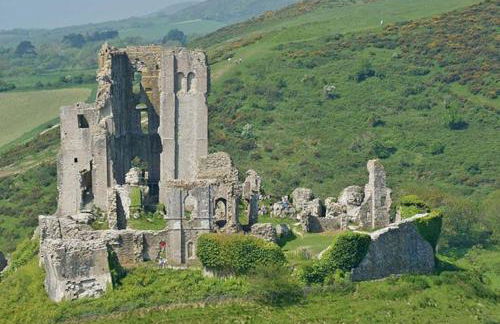 Spacious 5-Bedroom Victorian House Near Sandbanks - Sleeps 14, Parking & Garden - Foto 40