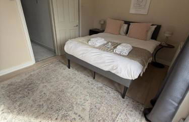 Cosy 4BR house, West Didsbury, bars and restaurants close by, Free Parking, Sleeps 8 - Photo 42