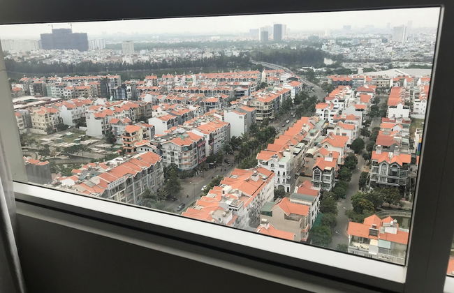 Sunrise City 2BR SW Pool 20th - Photo 3