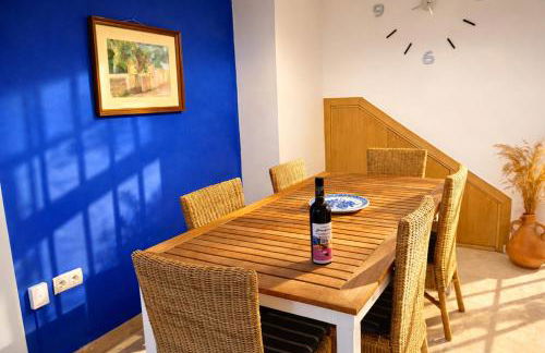 Apto T Patio Sevillano - Garaje privado con carga eléctrica - Foto 16