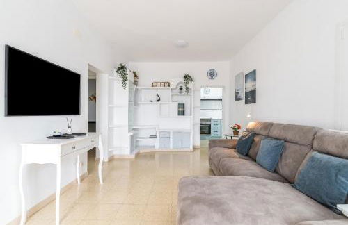 Home2Book Stunning Sea Front Apartment La Garita - Foto 7