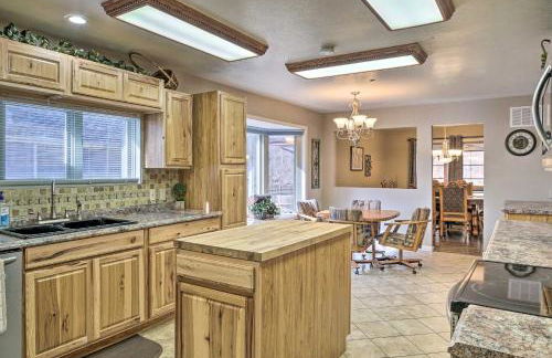 Waterfront Hollister Retreat with Dock and Game Room! - Foto 10