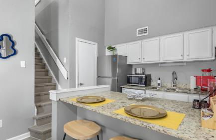 Skyline Loft with 2 Balconies 5 min to Love Field - Foto 17