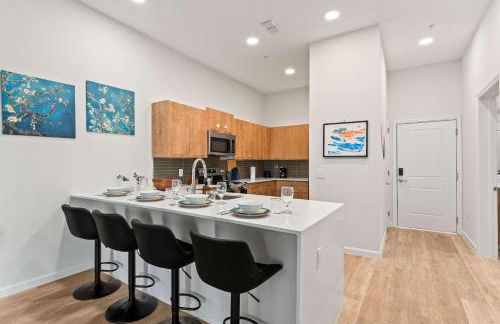 Riviere Apartments King Bed Suite & Pool & Gym & Pet Friendly & Near Epic Universe - Foto 8