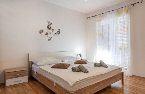 Villa Marić, a charming villa with a beautiful poolside - Foto 23