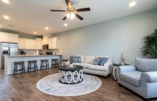 Bright Townhouse Downtown Lake Charles - Foto 6