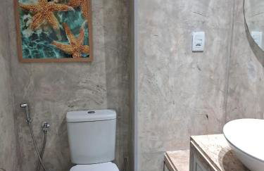 FLAT ENCANTADOR A UM PASSO DA PRAIA - Foto 53