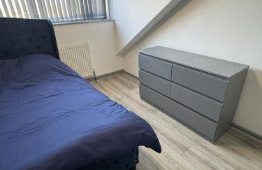 Bradford City Centre Modern Home Self Check-In - Foto 4