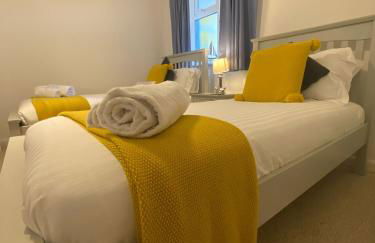 Sea views and stunning sunsets! Fantastic location - Foto 33