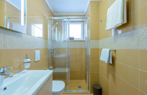 Villa Pave - Six-Bedroom Villa with Terrace and Swimming Pool - Foto 23