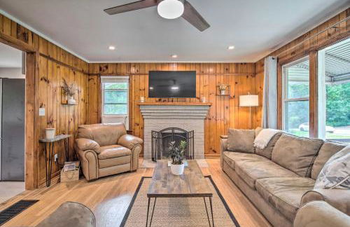 Cozy Arden Cottage, 2 Mi to Lake Julian Park! - Foto 1