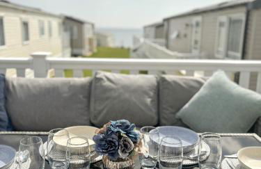 Lodge 9 Creek Caravan Park Ringstead - Photo 23