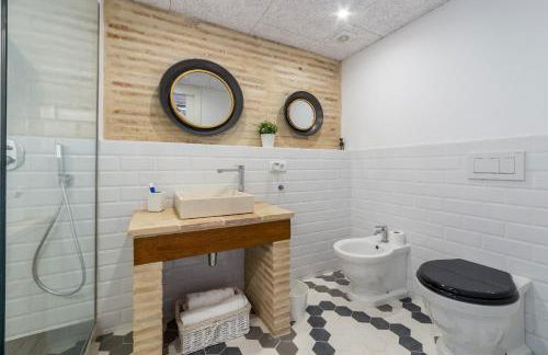 FLORIT FLATS - CENTER Luxurious 1BR 1BA Terrace WI-FI AC - Photo 3