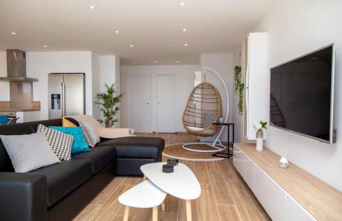 Vue Mer Panoramique, Clim, Balcon et Plages - Foto 5