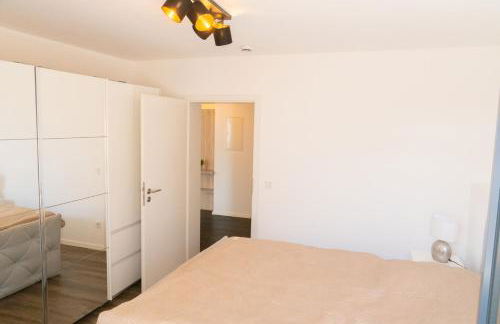 Eggstätt am Chiemsee, Auto-Check-in 24-7, gratis Parkplatz an der Unterkunft, Netflix & Amazon Prime inc, voll ausgestattet - Foto 14