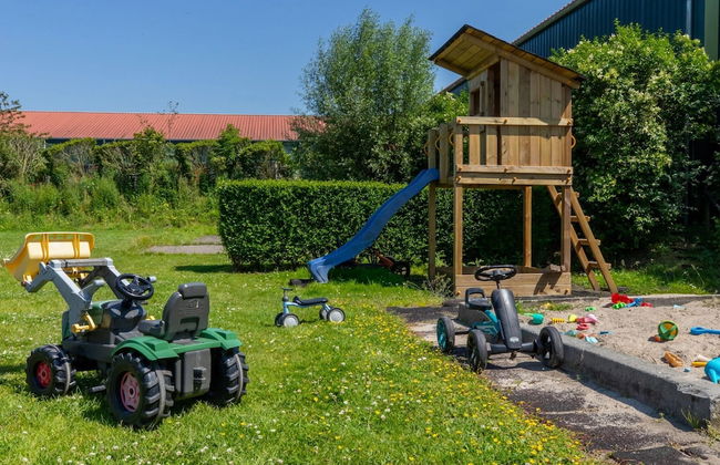 Apartment Near the Beach - Photo 14