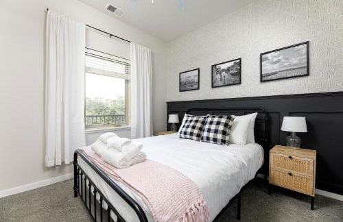 Trailside45 Modern Getaway – Traverse City - Photo 19