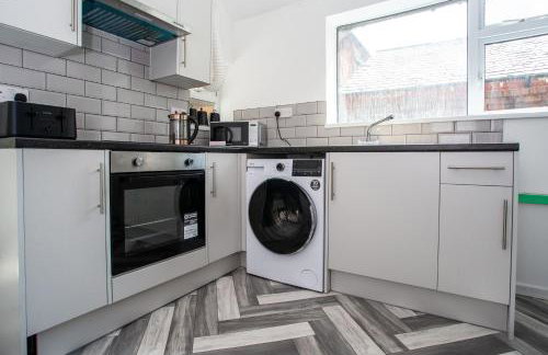 Modern 4BR Home in Dudley - Foto 16